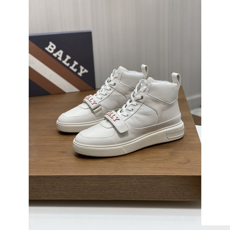 B**rry sneakers